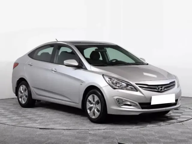 Hyundai Solaris, I Рестайлинг — фото 3