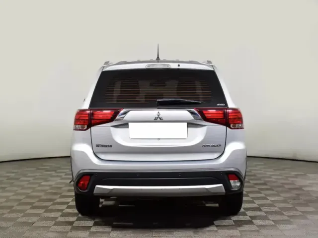 Mitsubishi Outlander, III Рестайлинг 2 — фото 6