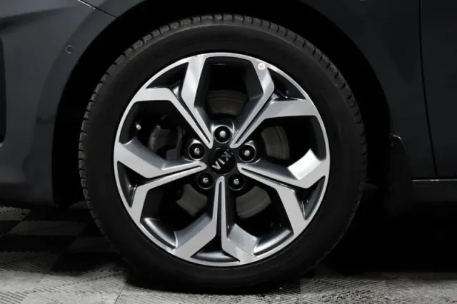 Kia Ceed, III — фото 10