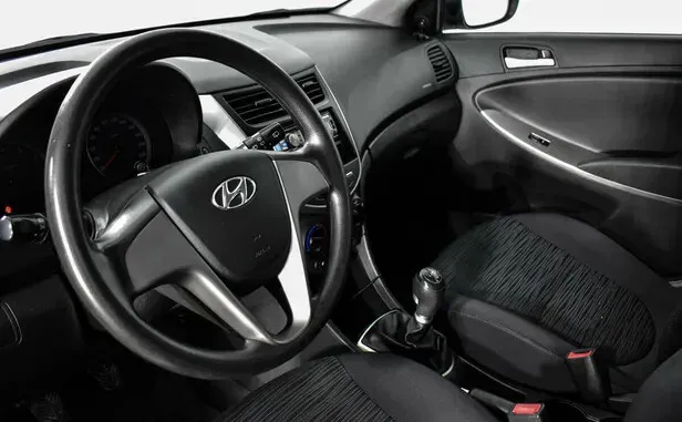 Hyundai Solaris, I Рестайлинг — фото 8
