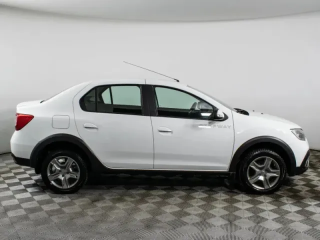 Renault Logan, II Рестайлинг — фото 4