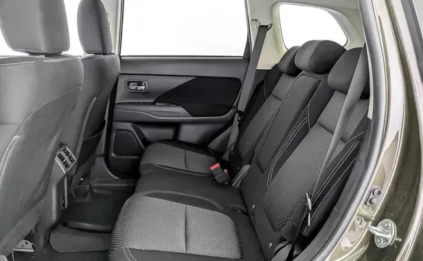 Mitsubishi Outlander, III Рестайлинг 3 — фото 6