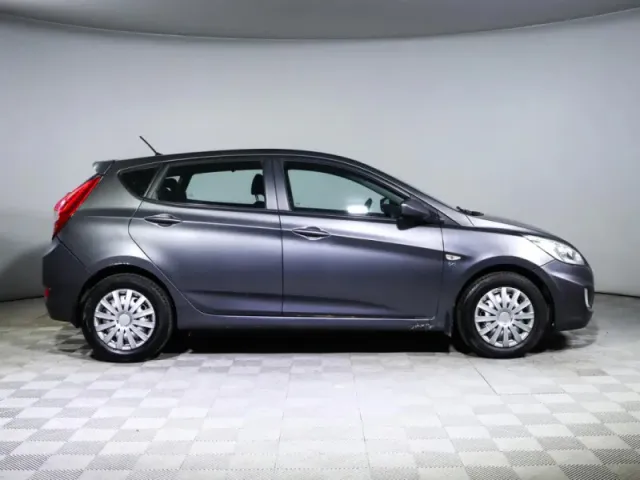 Hyundai Solaris, I — фото 4