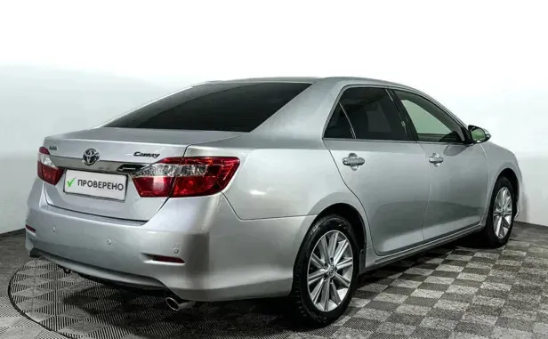 Toyota Camry, VII (XV50) — фото 2