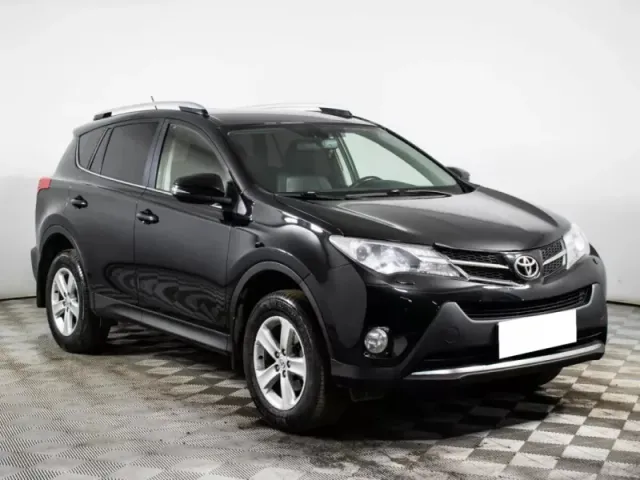 Toyota RAV4, IV (XA40) — фото 3