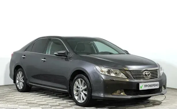 Toyota Camry, VII (XV50) — фото 3