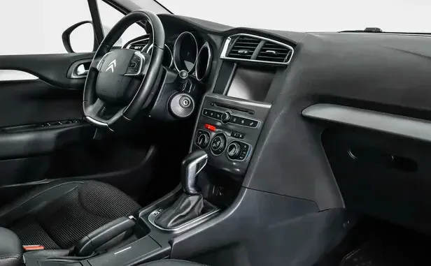 Citroen C4, II Рестайлинг — фото 6