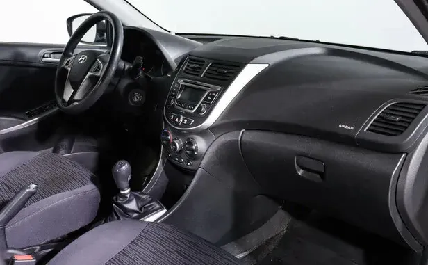 Hyundai Solaris, I Рестайлинг — фото 5