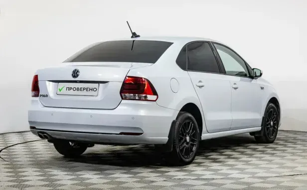 Volkswagen Polo, V Рестайлинг — фото 2