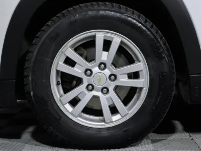 Chevrolet Orlando — фото 14