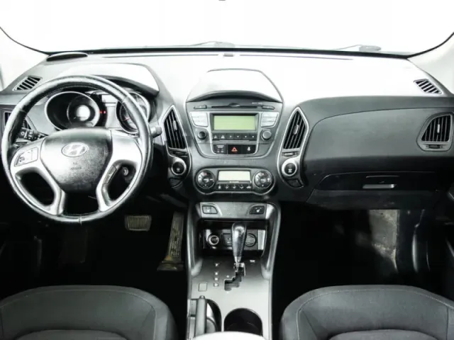 Hyundai ix35, I — фото 11