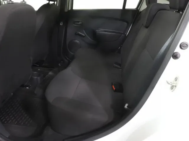Renault Logan, II Рестайлинг — фото 13