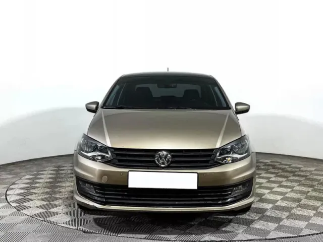 Volkswagen Polo, V Рестайлинг — фото 2