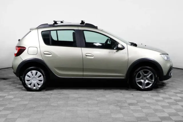 Renault Sandero, II Рестайлинг — фото 4