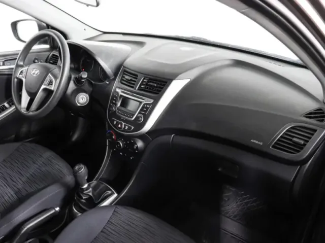 Hyundai Solaris, I Рестайлинг — фото 10