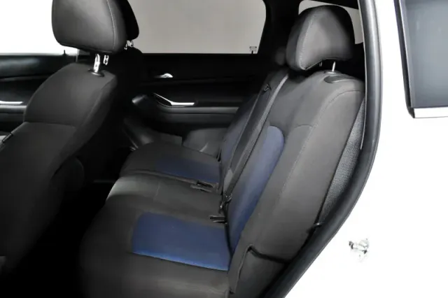 Chevrolet Orlando — фото 12