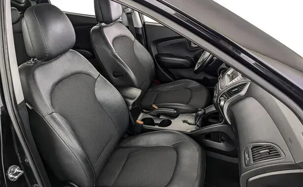 Hyundai ix35, I — фото 11
