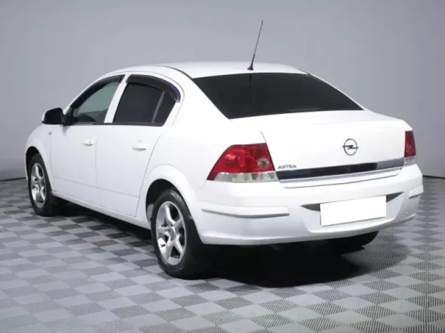 Opel Astra, H Рестайлинг — фото 7