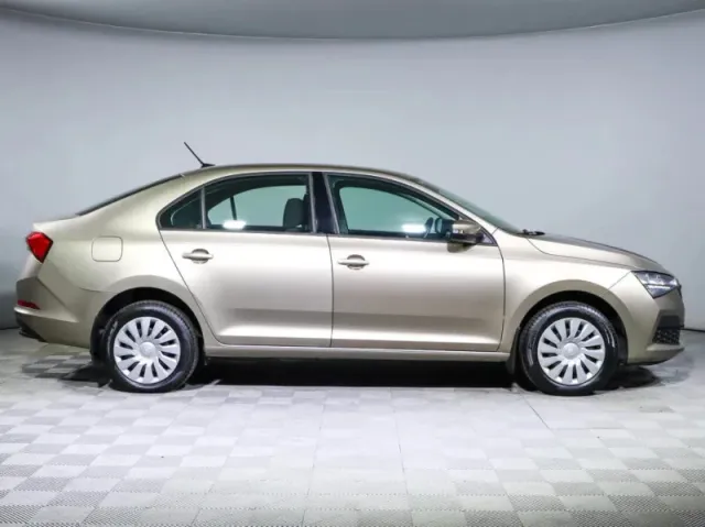 Skoda Rapid, II — фото 4