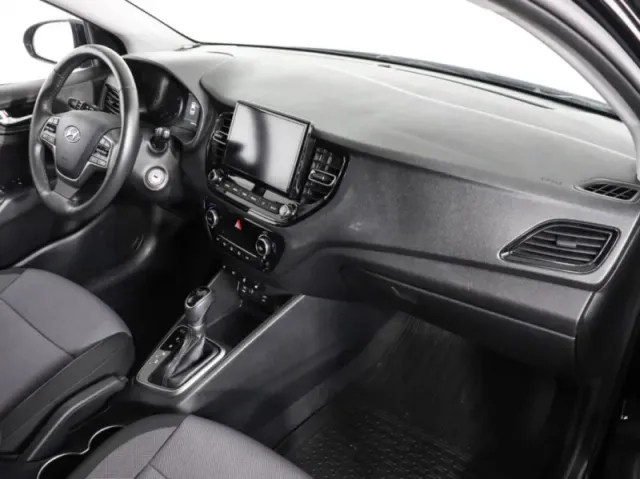 Hyundai Solaris, II Рестайлинг — фото 10