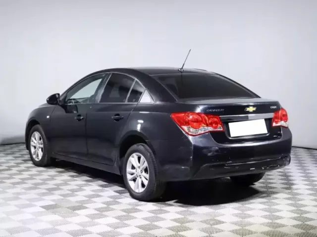 Chevrolet Cruze, I Рестайлинг — фото 6