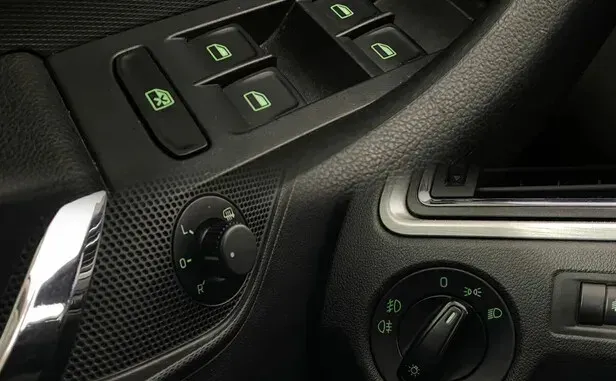 Skoda Rapid, I — фото 9