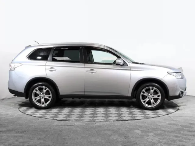 Mitsubishi Outlander, III Рестайлинг — фото 4