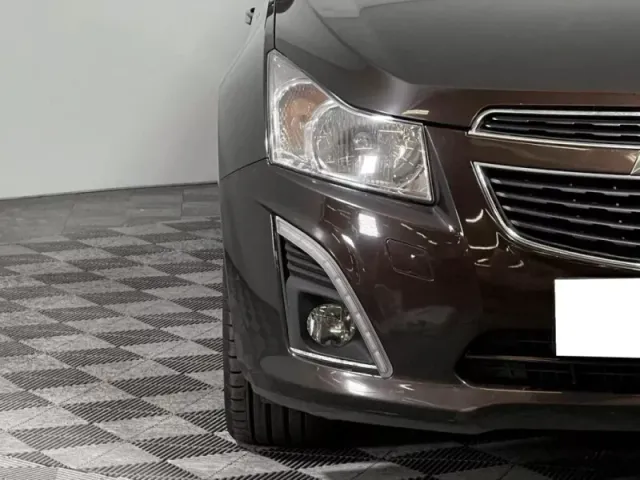 Chevrolet Cruze, I Рестайлинг — фото 16