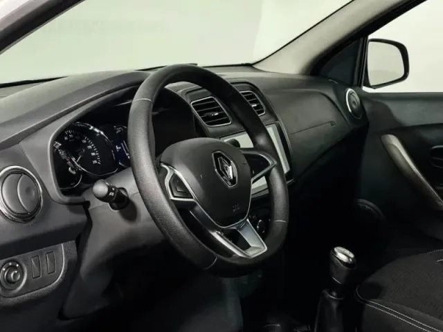 Renault Logan, II Рестайлинг — фото 15
