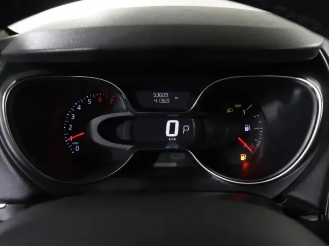 Renault Kaptur, I Рестайлинг — фото 15