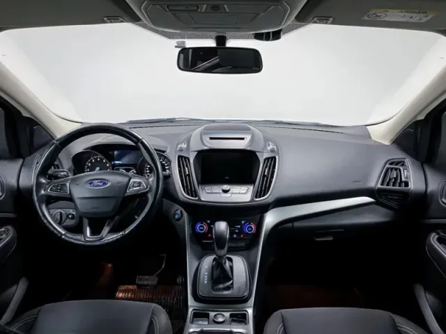 Ford Kuga, II Рестайлинг — фото 12