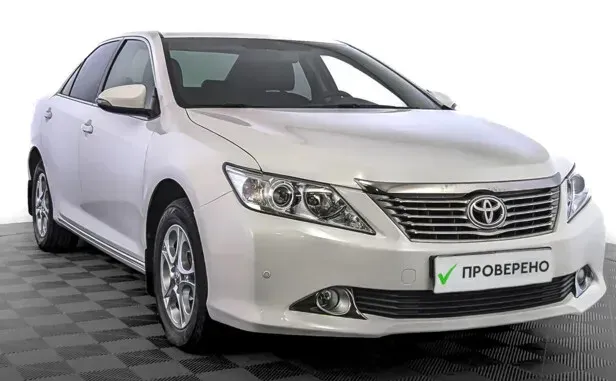 Toyota Camry, VII (XV50) — фото 3