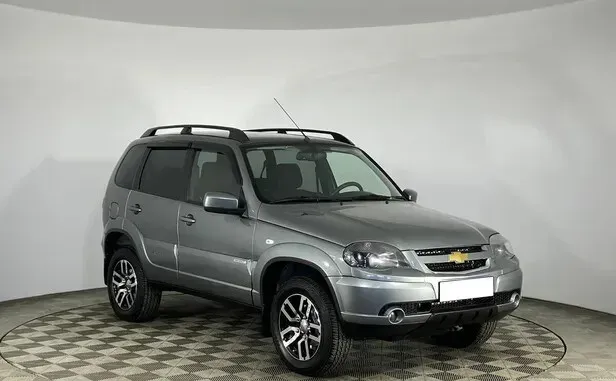 Chevrolet Niva, I Рестайлинг — фото 3