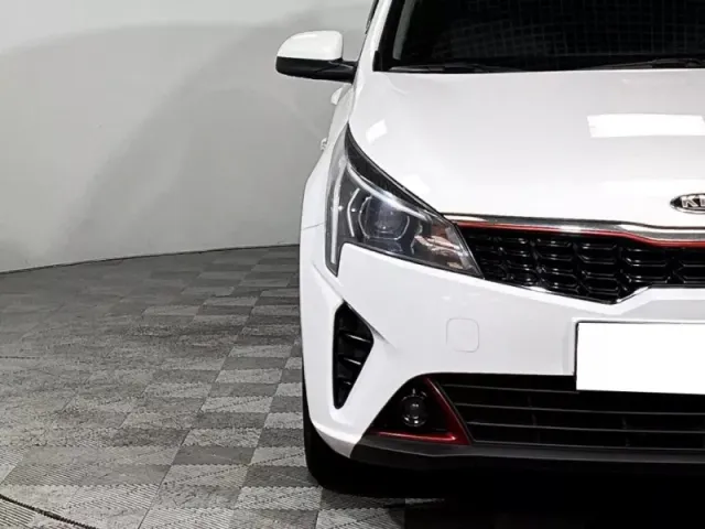 Kia Rio, IV Рестайлинг — фото 9