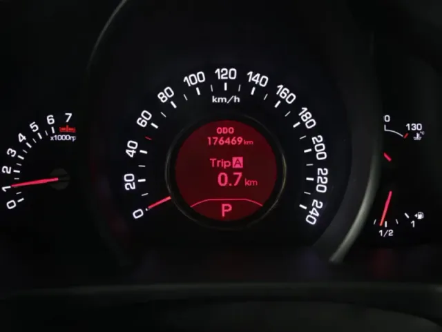 Kia Sportage, III — фото 12
