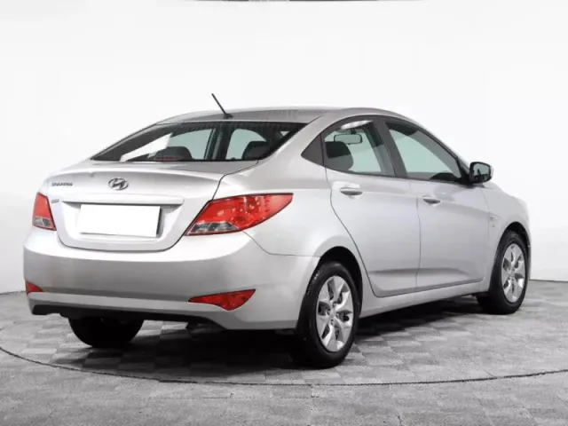 Hyundai Solaris, I Рестайлинг — фото 5