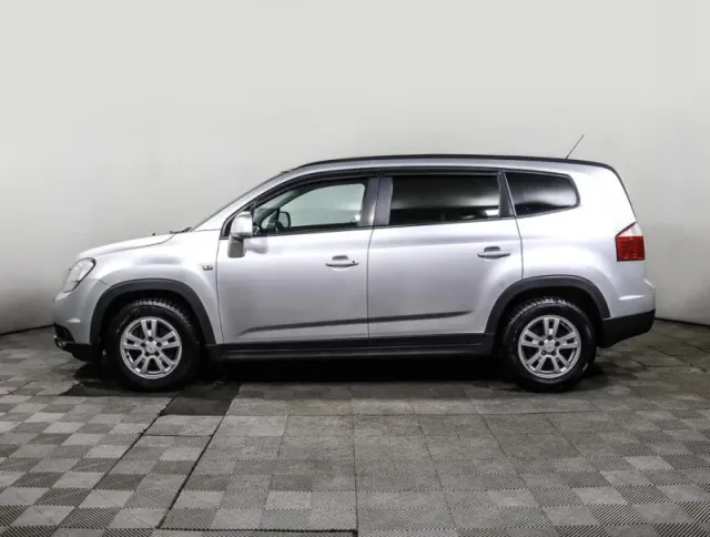 Chevrolet Orlando — фото 8