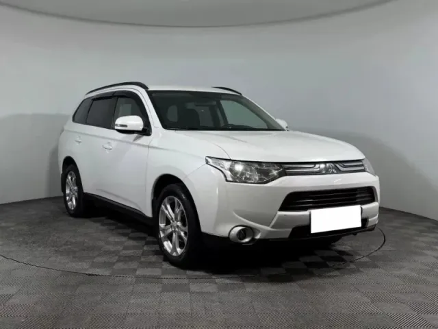 Mitsubishi Outlander, III — фото 3