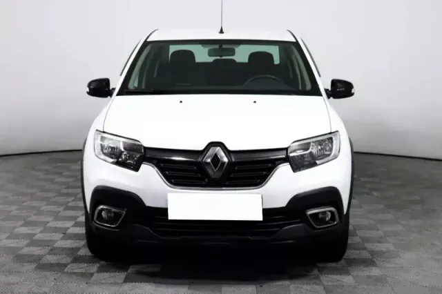 Renault Logan, II Рестайлинг — фото 2