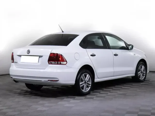 Volkswagen Polo, V Рестайлинг — фото 5