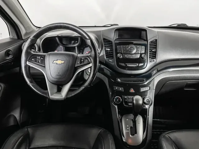Chevrolet Orlando — фото 12