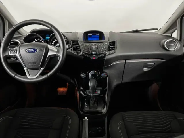 Ford Fiesta, Mk6 Рестайлинг — фото 10