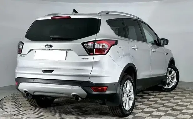 Ford Kuga, II Рестайлинг — фото 2