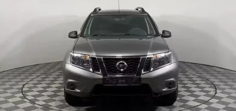 Nissan Terrano, III — фото 1