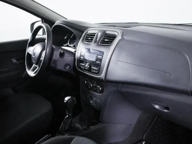 Renault Sandero, II Рестайлинг — фото 10