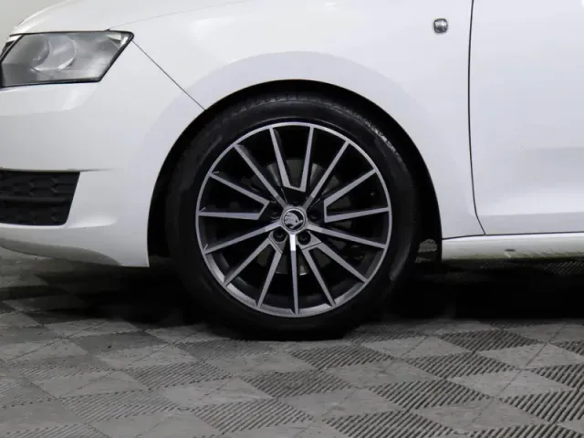Skoda Rapid, I — фото 10