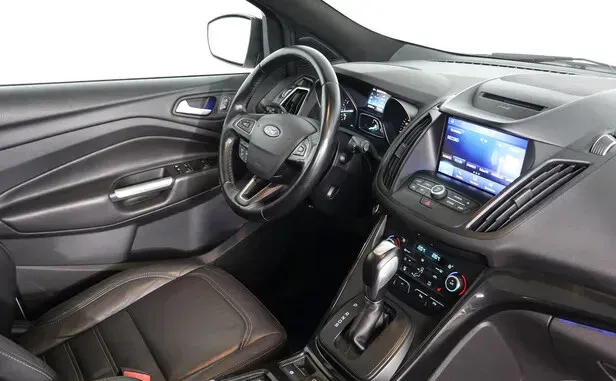Ford Kuga, II Рестайлинг — фото 6