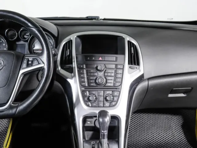 Opel Astra, J Рестайлинг — фото 12