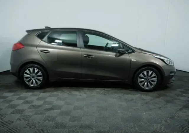 Kia Ceed, II Рестайлинг — фото 3