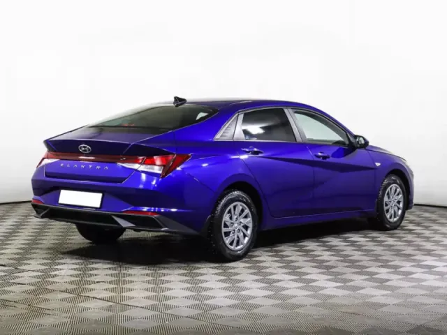 Hyundai Elantra, VII (CN7) — фото 5
